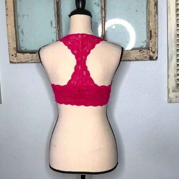 NWOT Sexy Bright Pink Lace Bralette - Picture 3 of 10